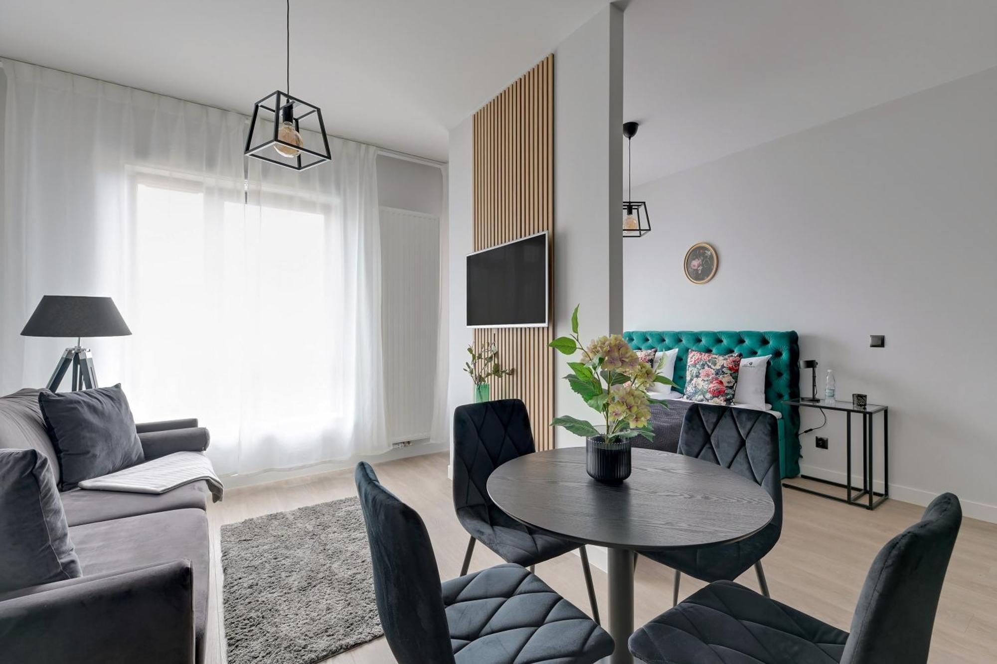 Scala City Center Apartments & Studios By Lion Apartments Гданск Екстериор снимка