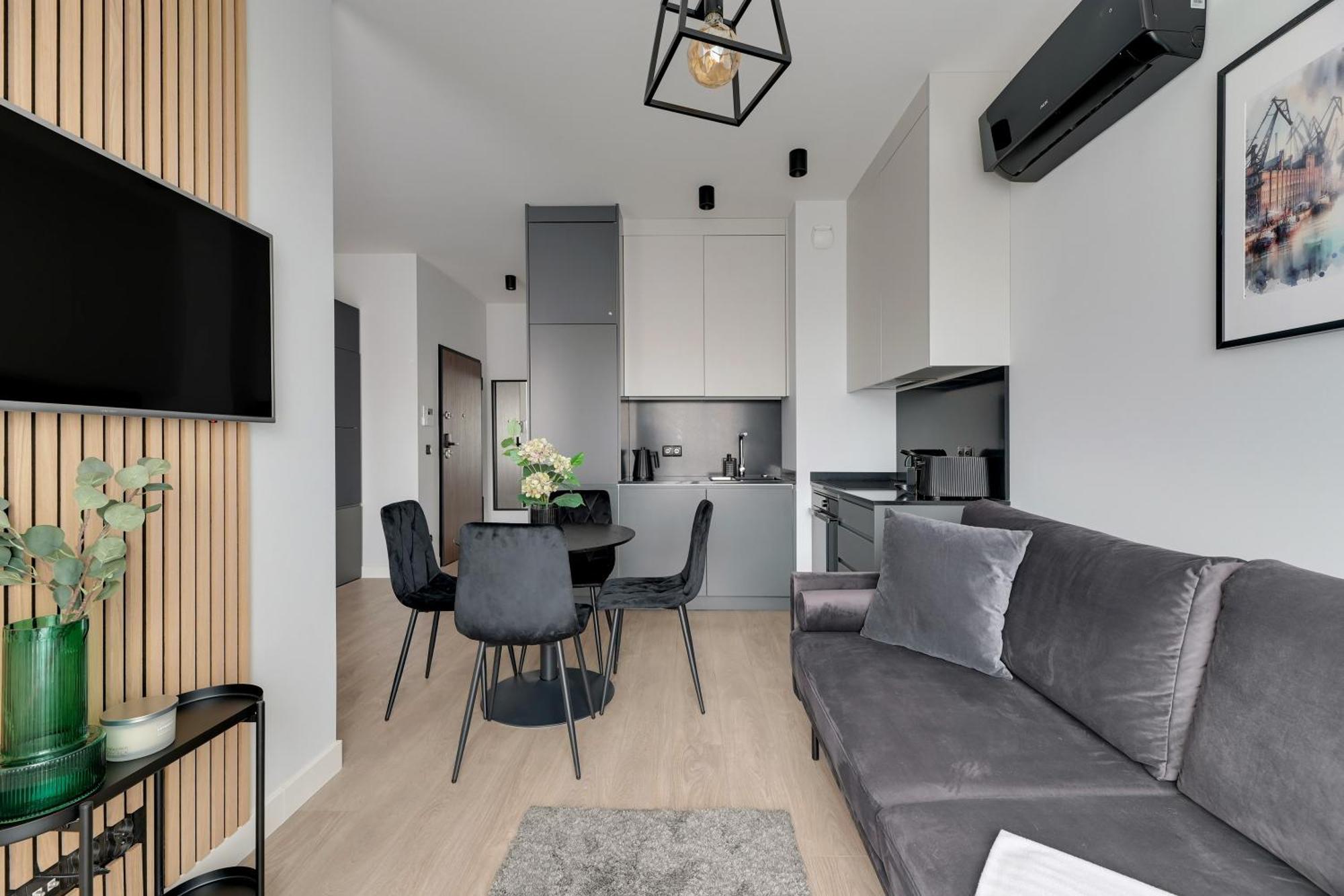 Scala City Center Apartments & Studios By Lion Apartments Гданск Екстериор снимка