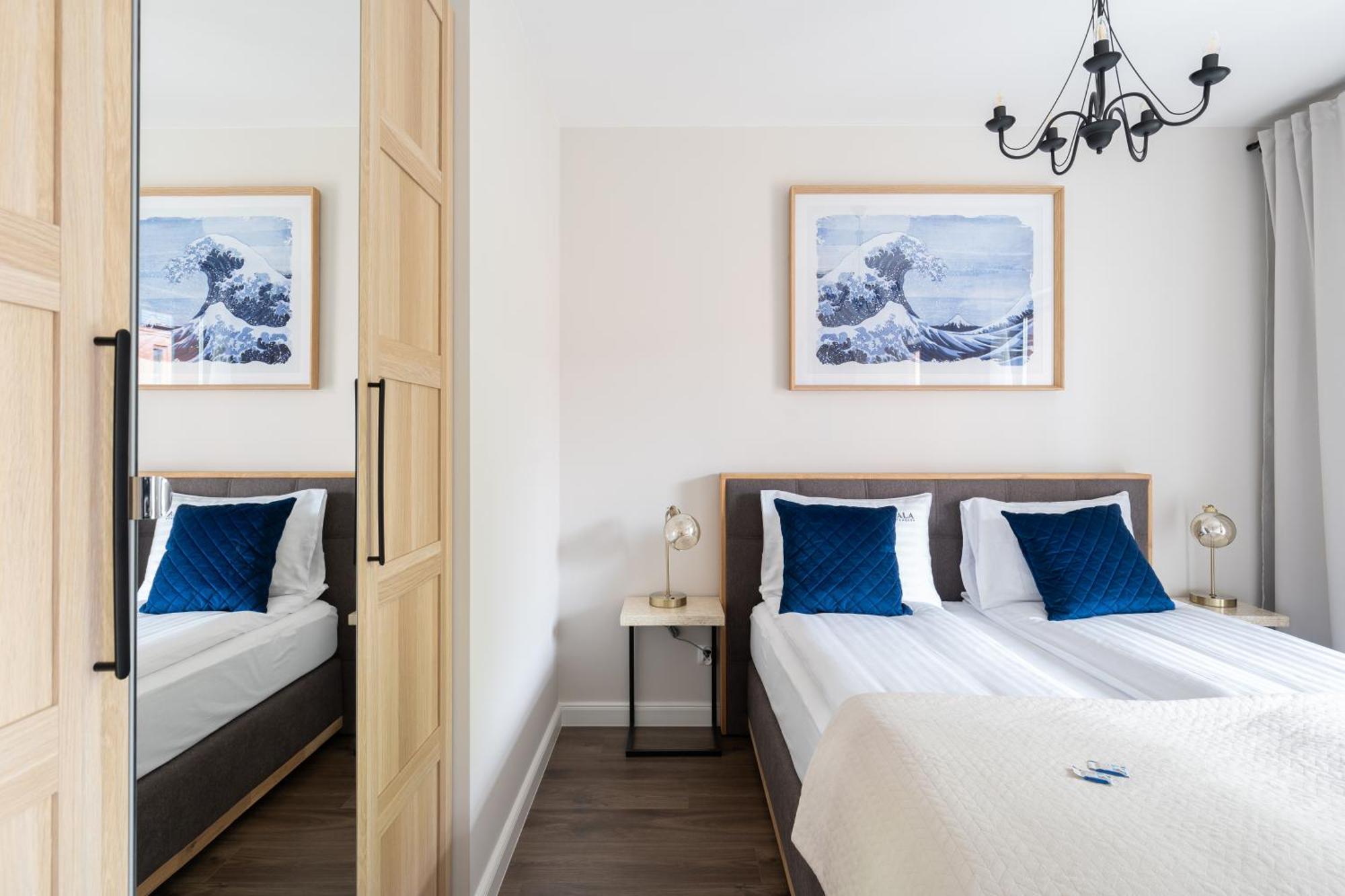 Scala City Center Apartments & Studios By Lion Apartments Гданск Екстериор снимка