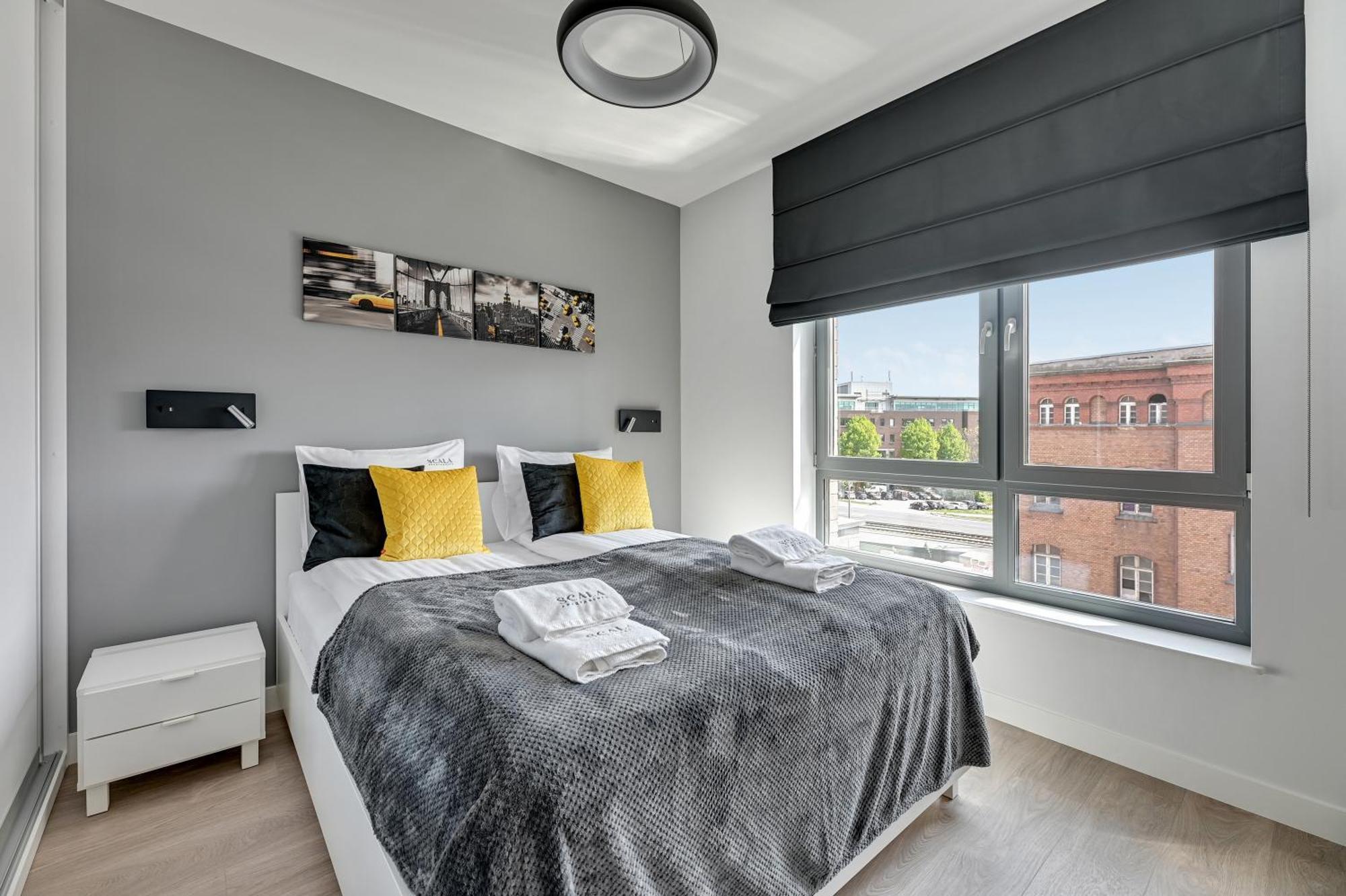 Scala City Center Apartments & Studios By Lion Apartments Гданск Екстериор снимка