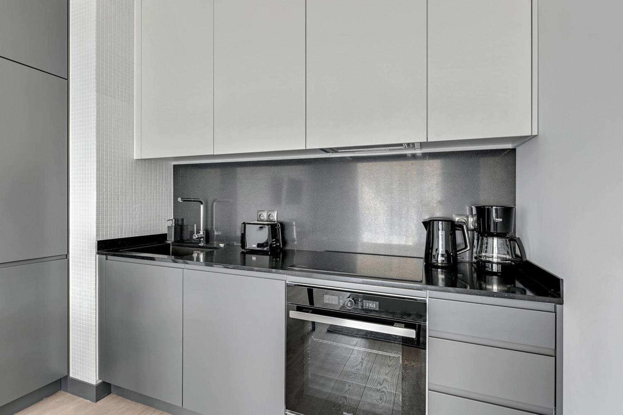 Scala City Center Apartments & Studios By Lion Apartments Гданск Екстериор снимка