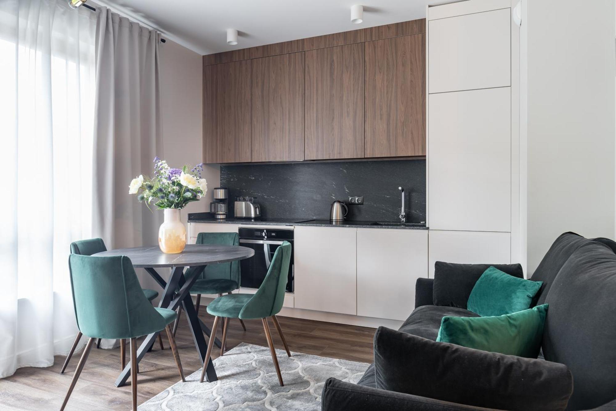 Scala City Center Apartments & Studios By Lion Apartments Гданск Екстериор снимка