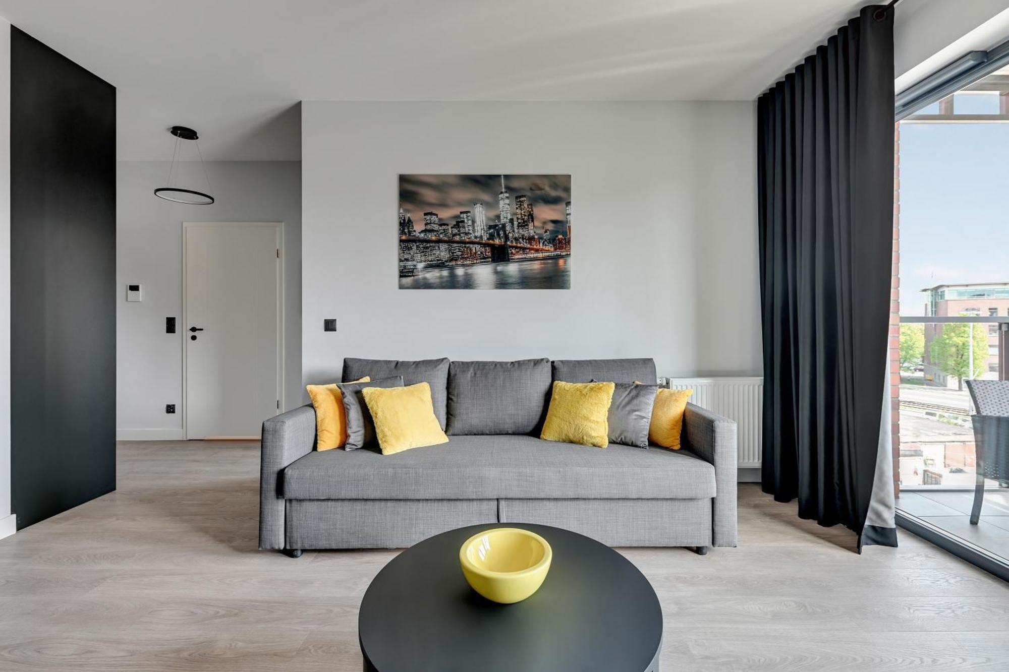 Scala City Center Apartments & Studios By Lion Apartments Гданск Екстериор снимка