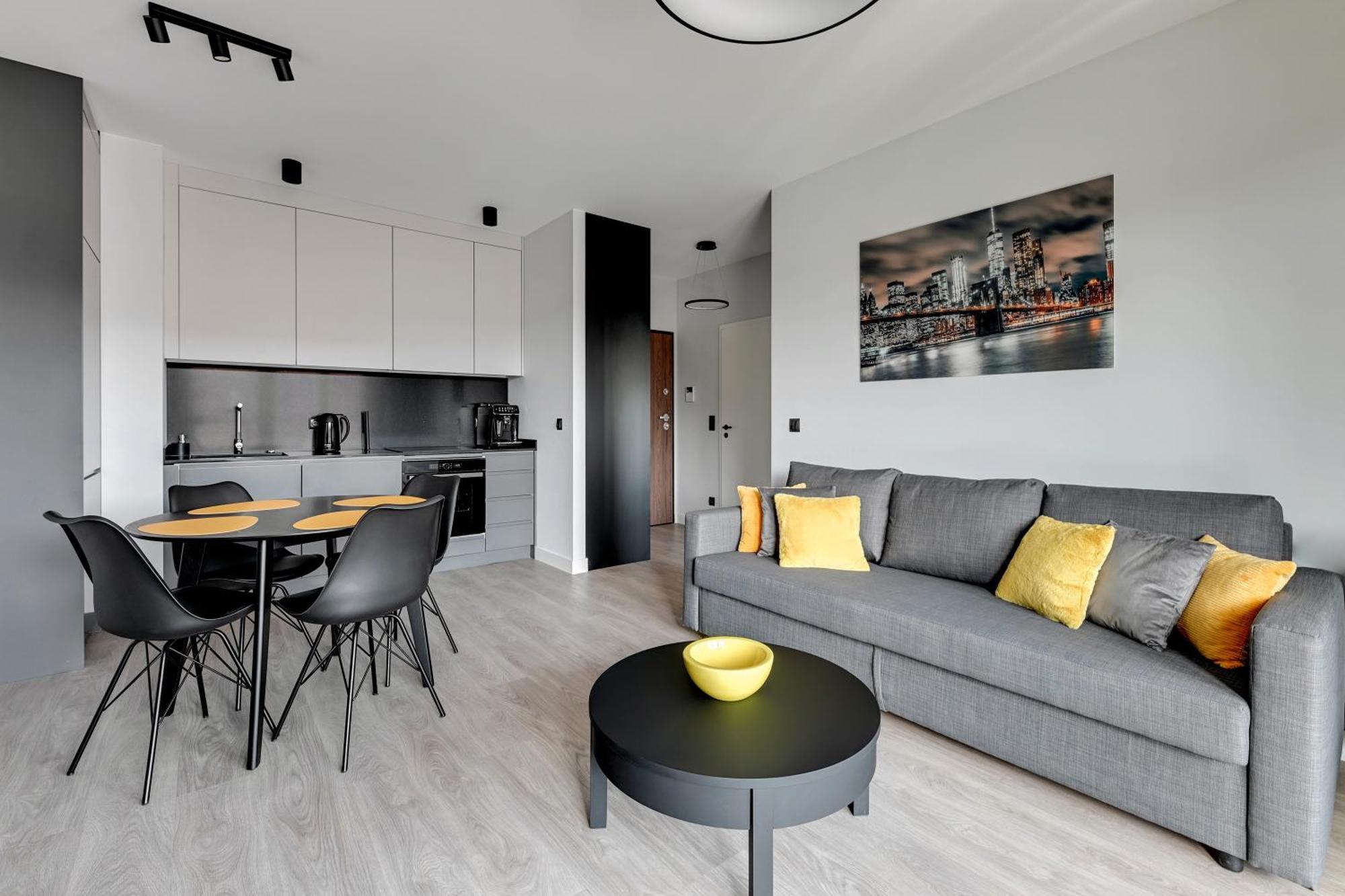 Scala City Center Apartments & Studios By Lion Apartments Гданск Екстериор снимка