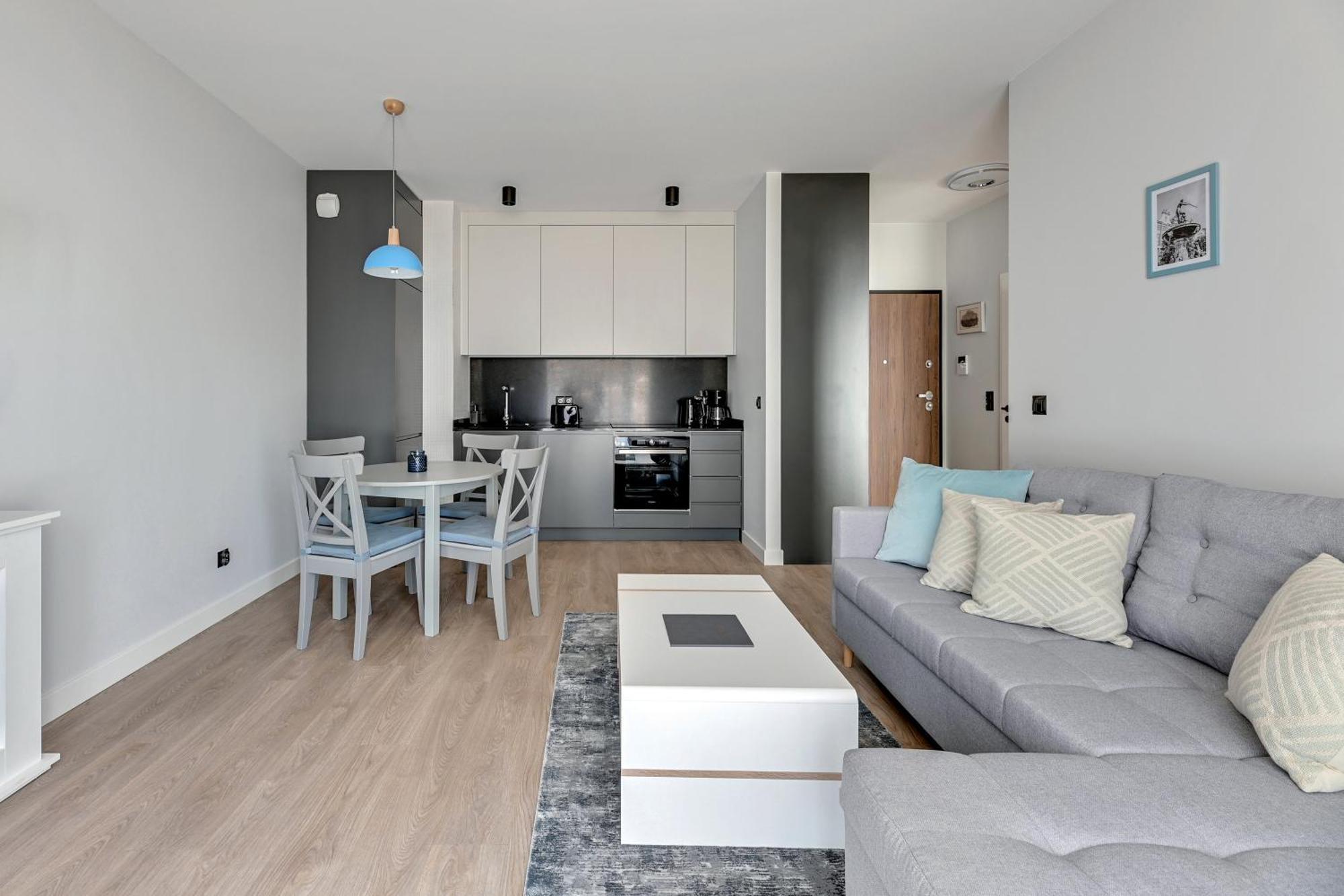 Scala City Center Apartments & Studios By Lion Apartments Гданск Екстериор снимка