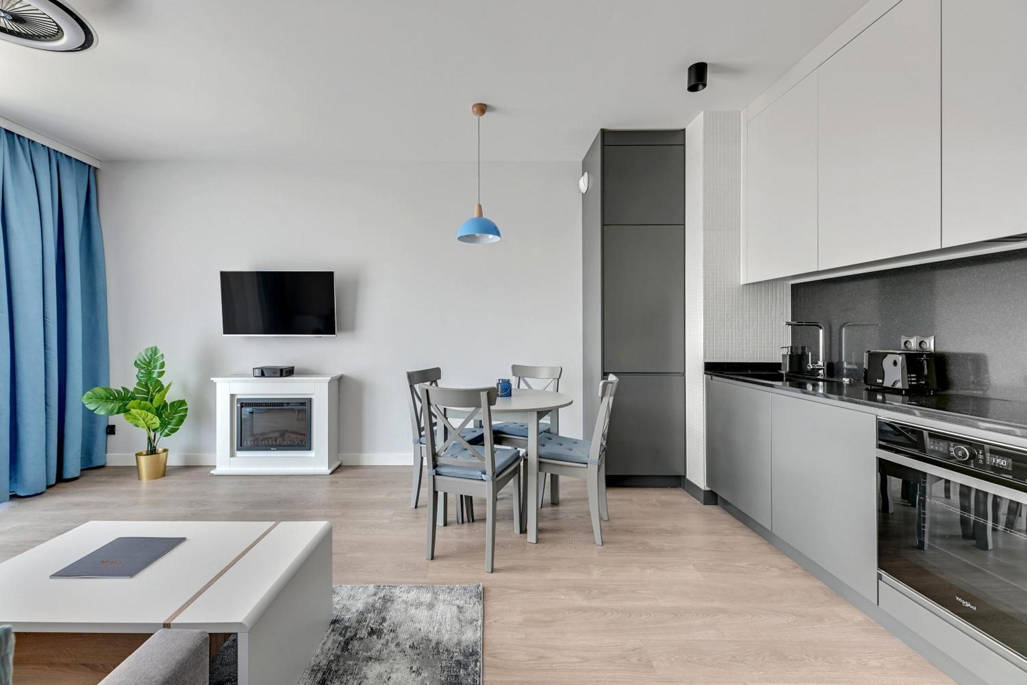 Scala City Center Apartments & Studios By Lion Apartments Гданск Екстериор снимка