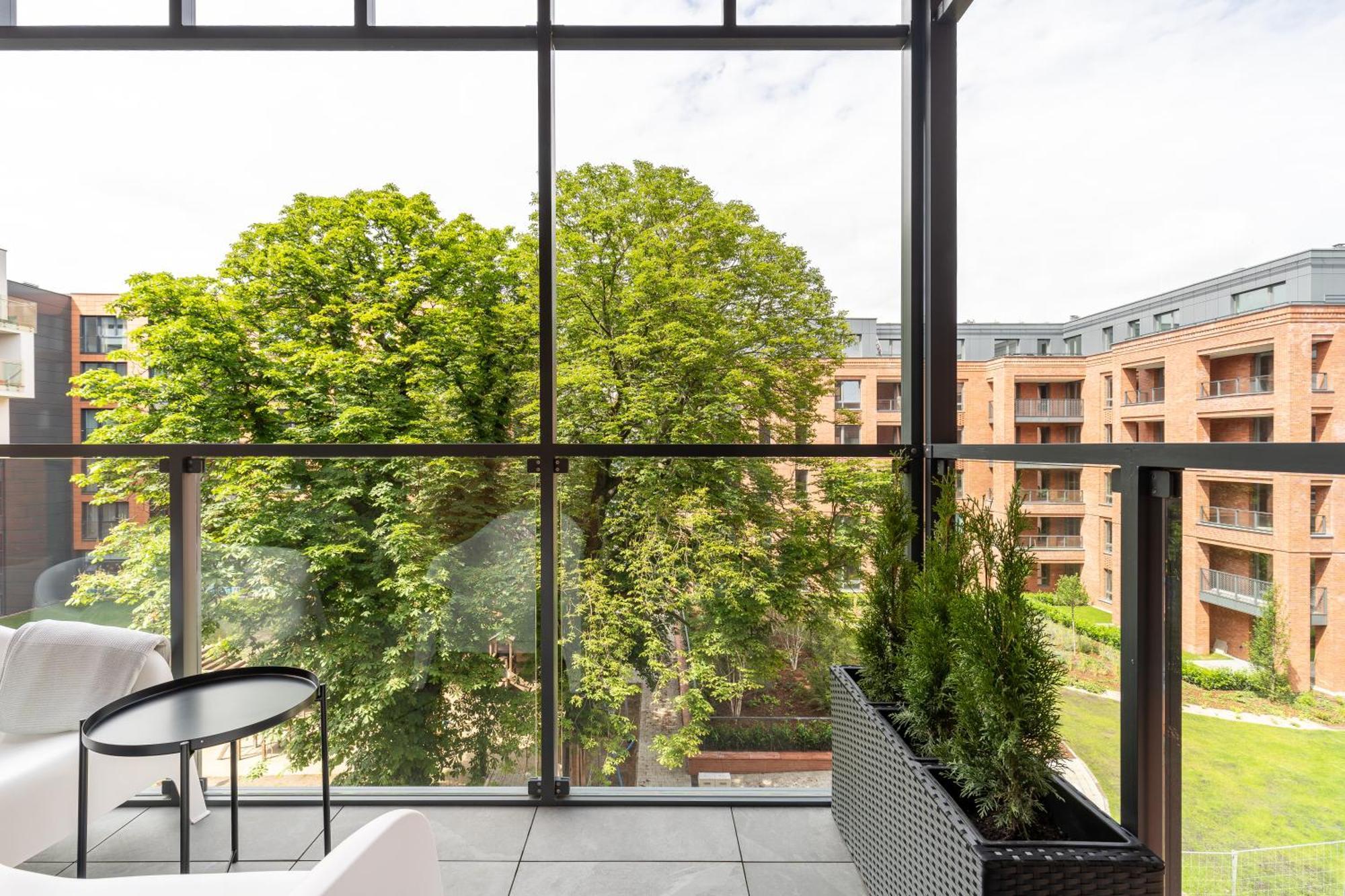 Scala City Center Apartments & Studios By Lion Apartments Гданск Екстериор снимка